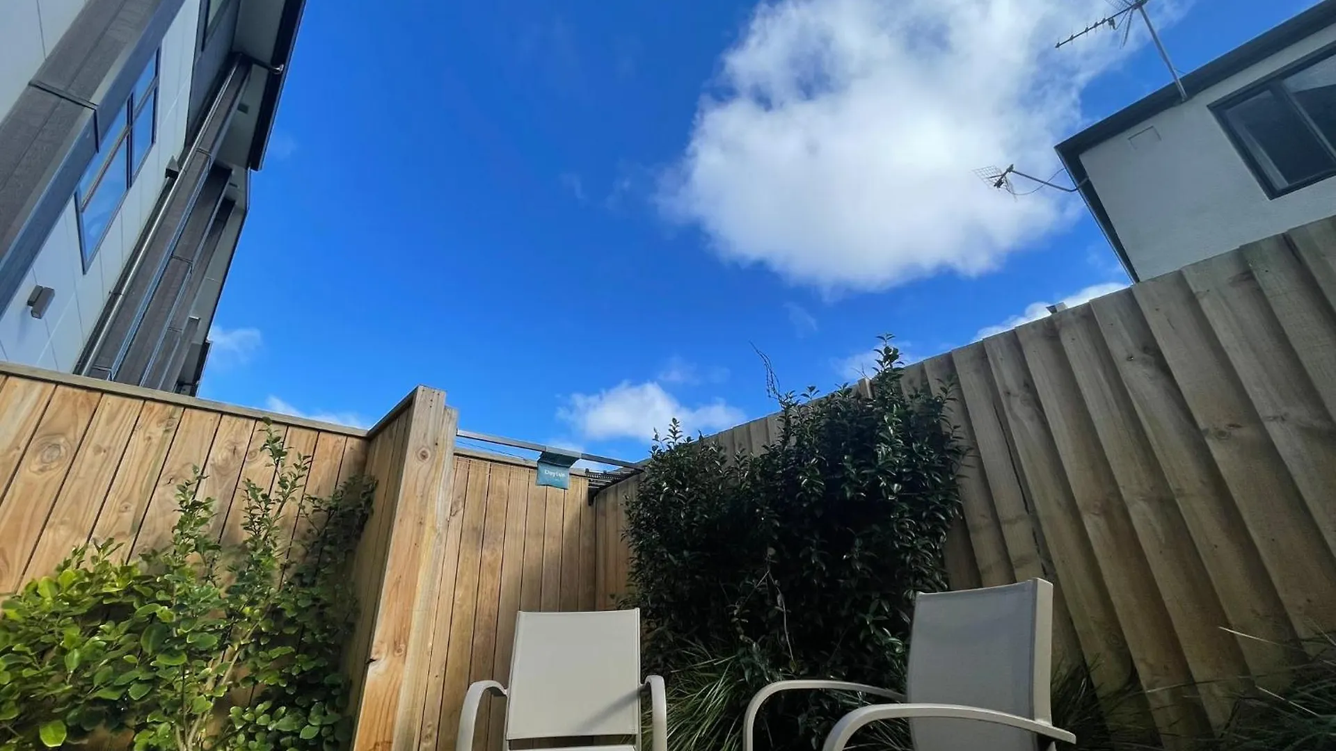 Luxury Cbd 2 Bed 2 Baths Villa Christchurch Holiday home